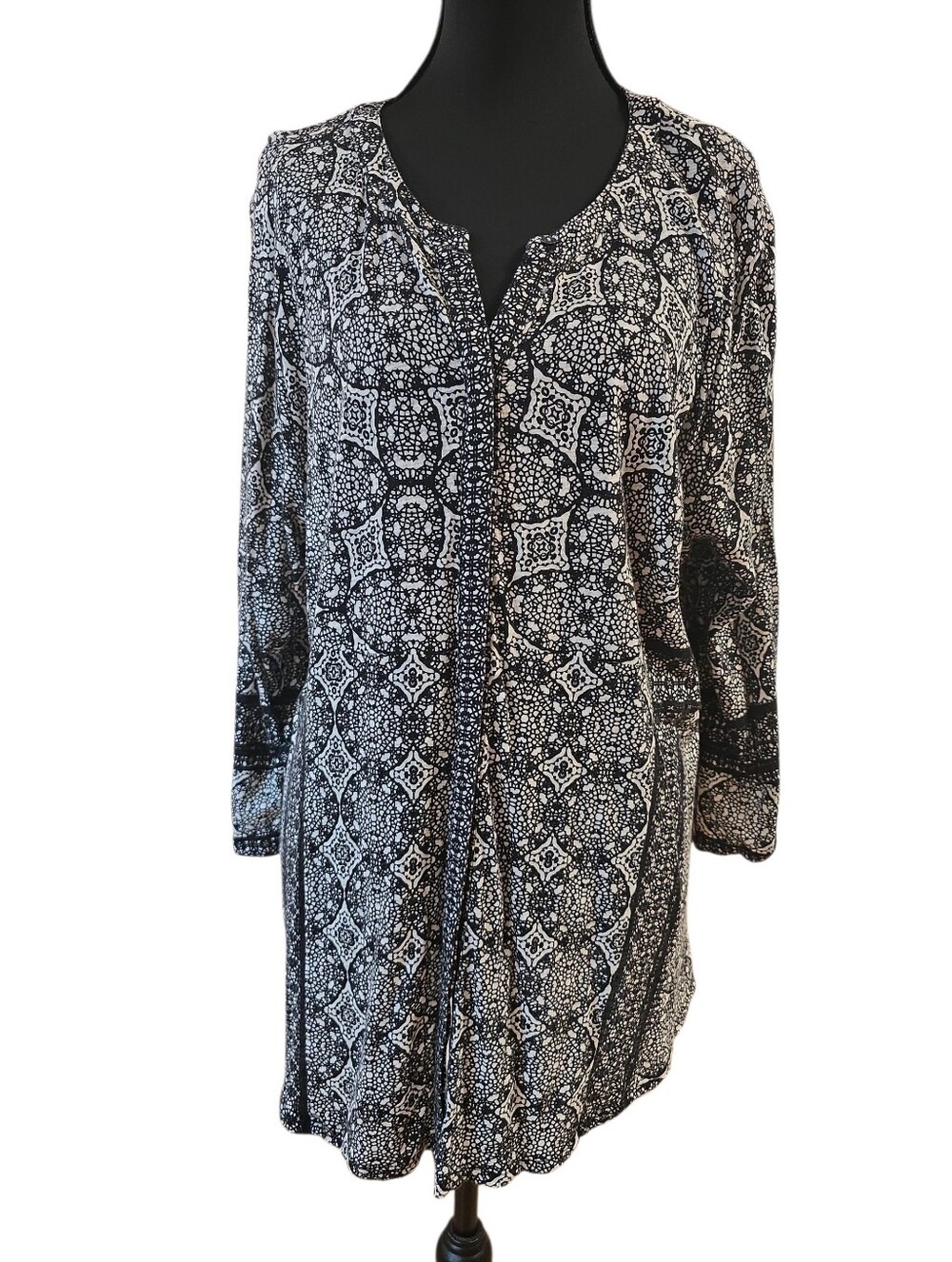 Lucky Brand Split Neck Boho 3/4  Sleeve Black and White Tunic  1X